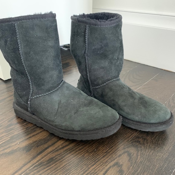 Black Uggs - Picture 3 of 3